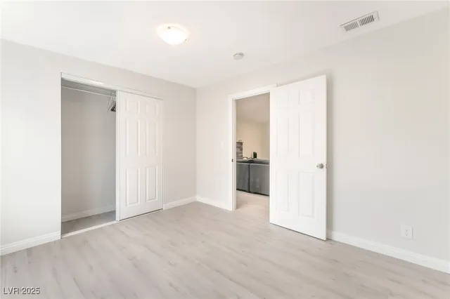 $2,500 | 3209 Kings Way, Las Vegas, NV 89102