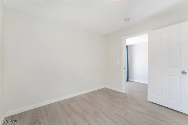 $2,500 | 3209 Kings Way, Las Vegas, NV 89102