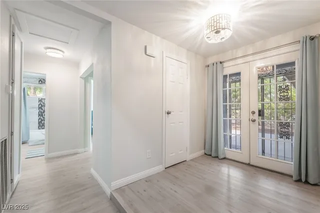 $2,500 | 3209 Kings Way, Las Vegas, NV 89102