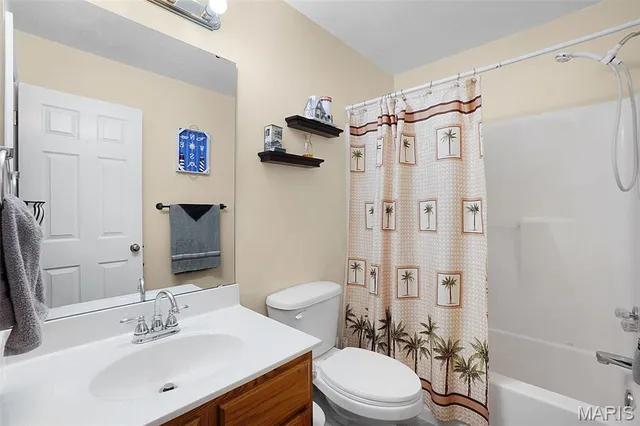 $289,900 | 1019 Huntington Drive, Troy, MO 63379