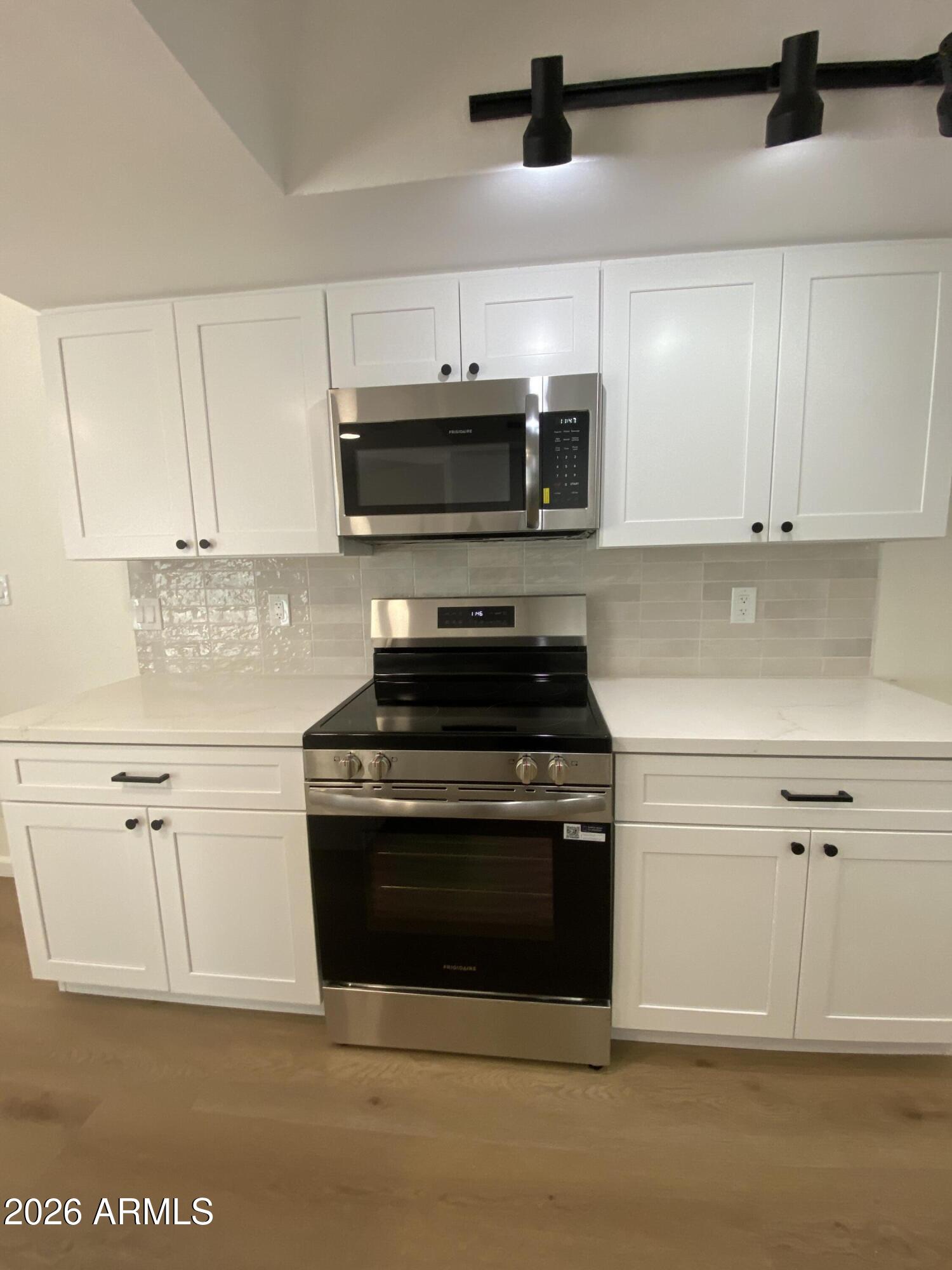 6746 West Ruth Avenue Peoria, AZ 85345 - Photo 8 of 18