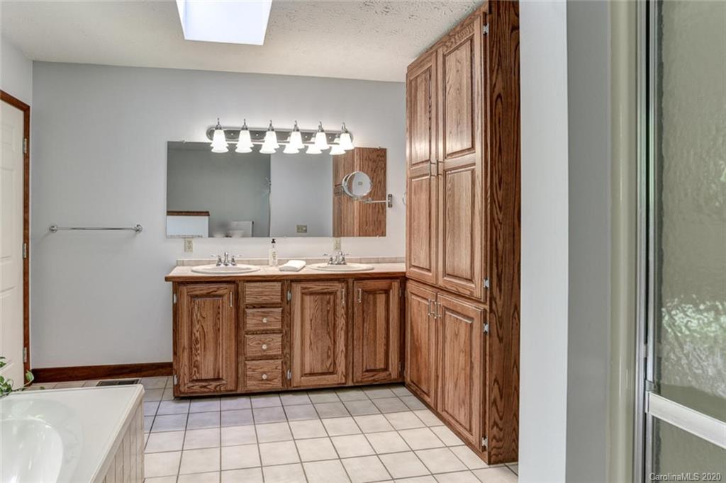 156 Ridge Road Candler, NC 28715 - Photo 22 of 40 Gallery Image 22