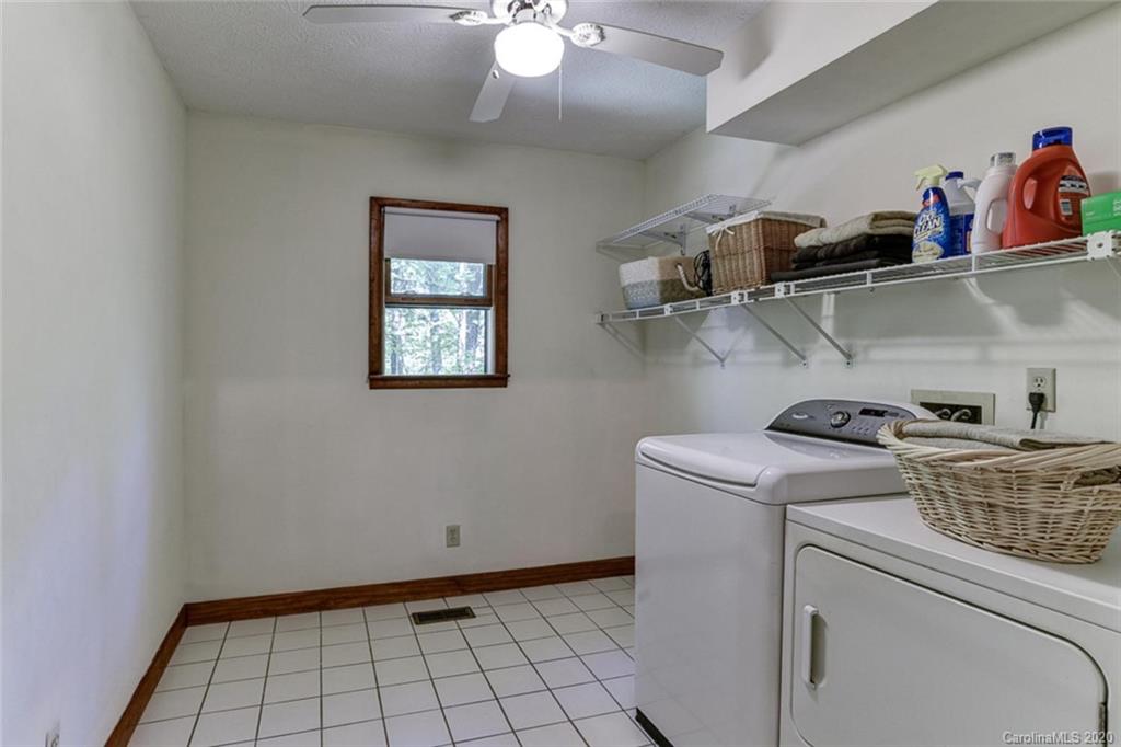 156 Ridge Road Candler, NC 28715 - Photo 27 of 40 Gallery Image 27