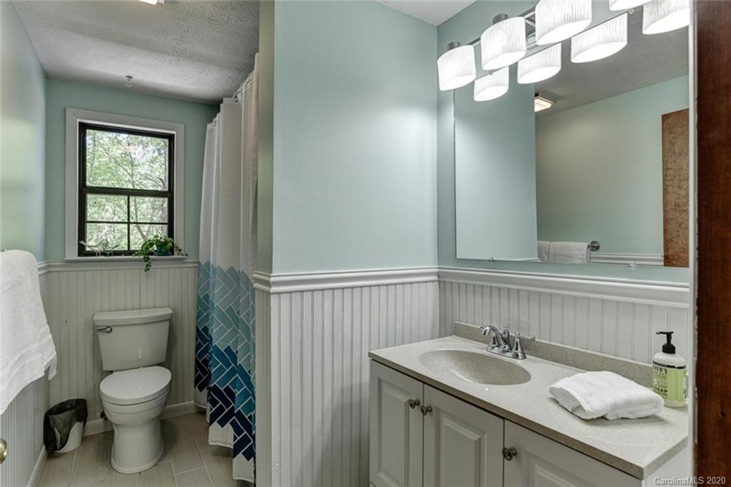 156 Ridge Road Candler, NC 28715 - Photo 30 of 40 Gallery Image 30