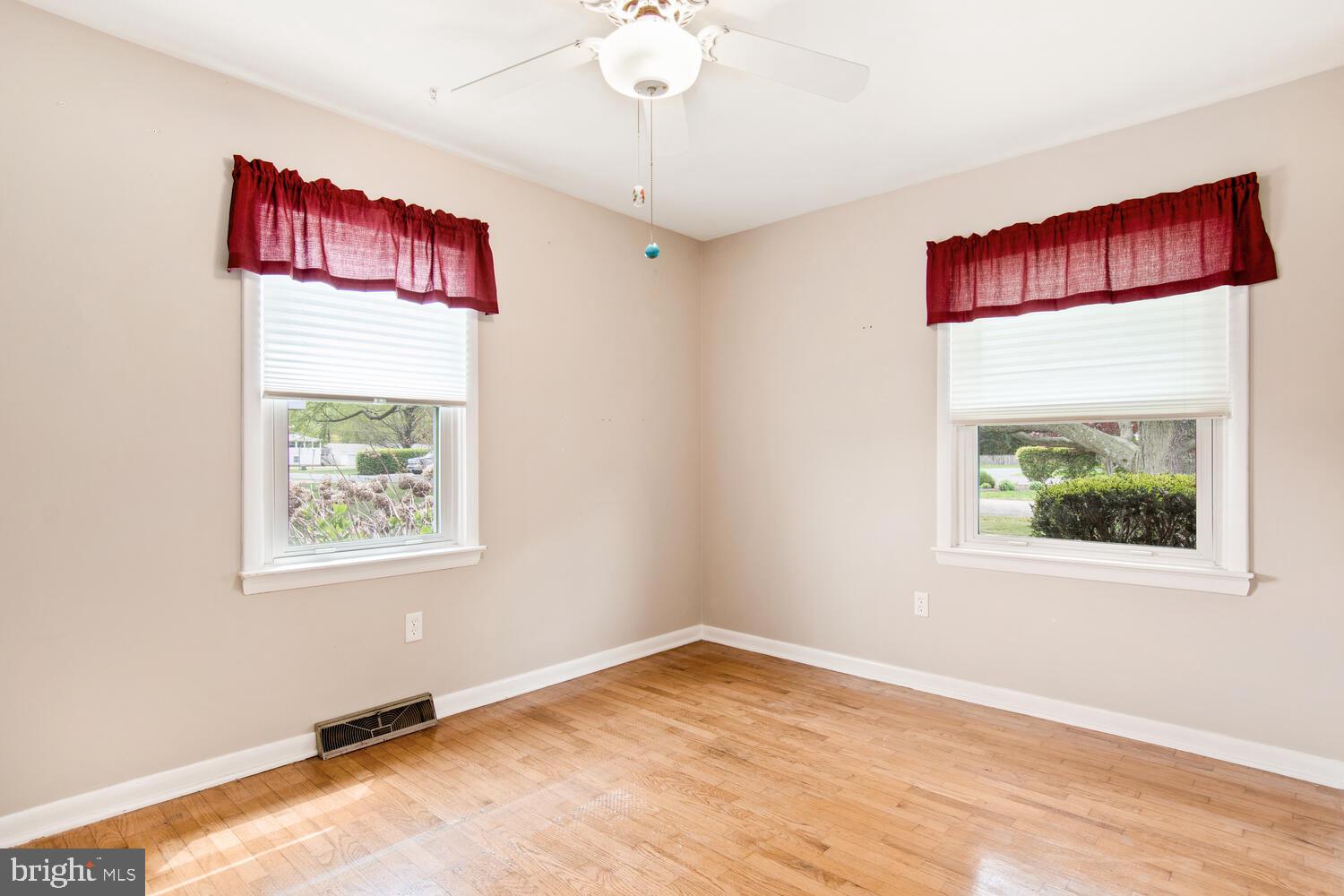512 Kentmorr Road Stevensville, MD 21666 - Photo 25 of 34 Bedroom 3