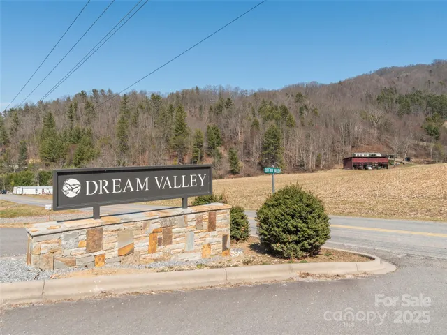 $649,500 | 410 Dream Valley Drive, Clyde, NC 28721