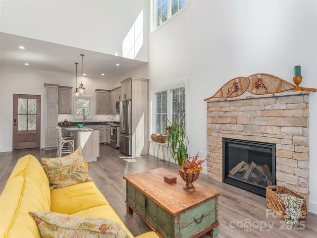 $649,500 | 410 Dream Valley Drive, Clyde, NC 28721