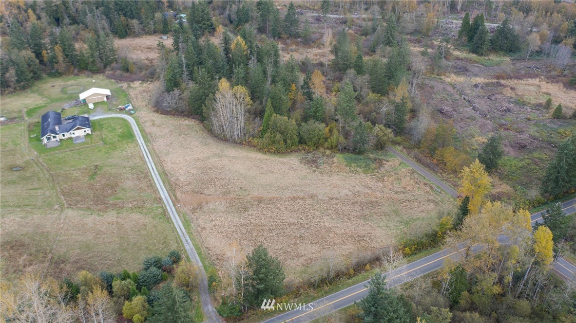 4108 Loomis Trail Road Blaine, WA 98230 - Photo 10 of 13 Gallery Image 10