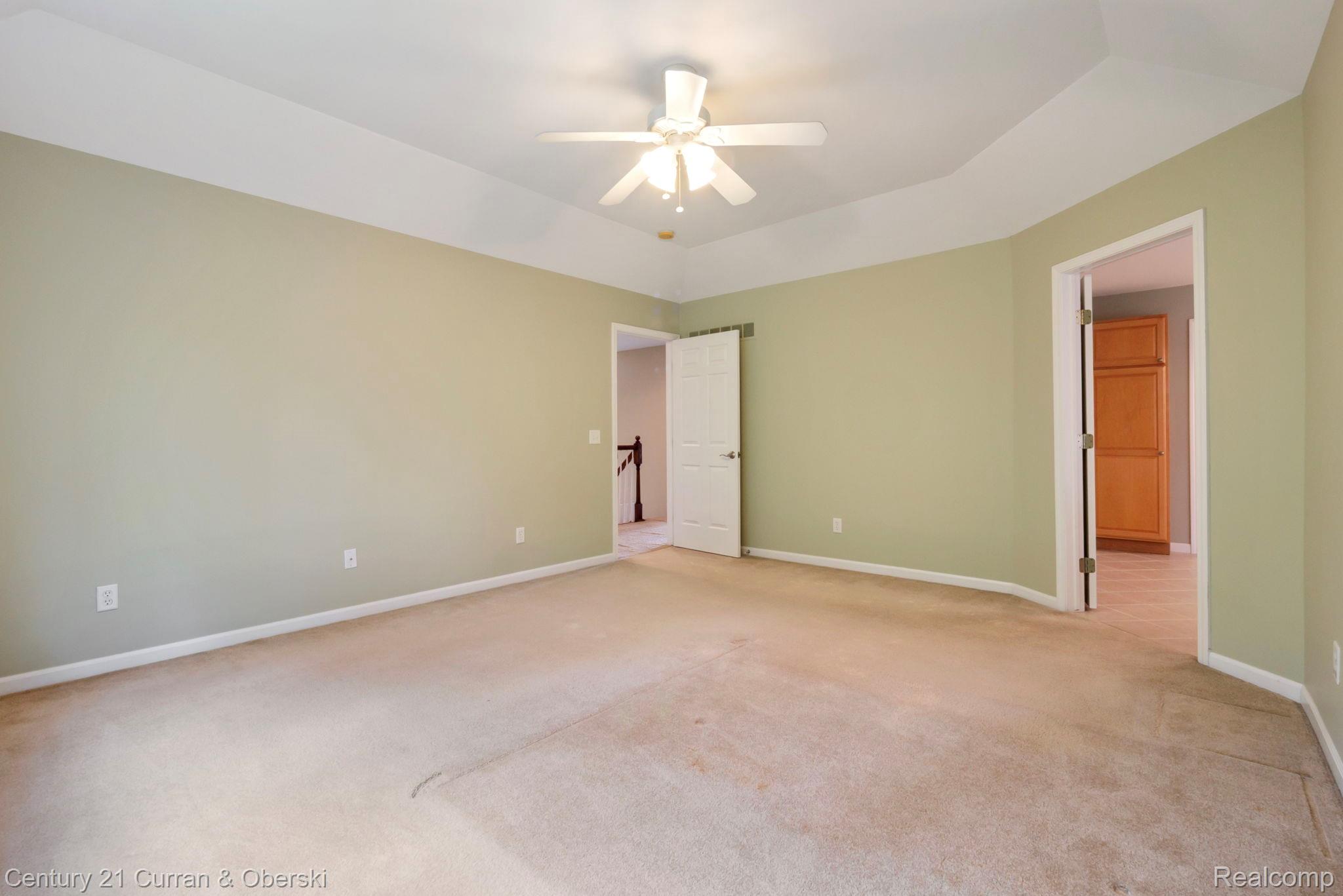 27852 Larson Lane Farmington, MI 48331 - Photo 42 of 75 41-web-or-mls-P2360956.jpg