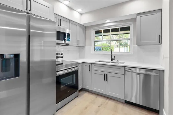 $649,000 | 772 Palmer Road, Belleair Bluffs, FL 33770