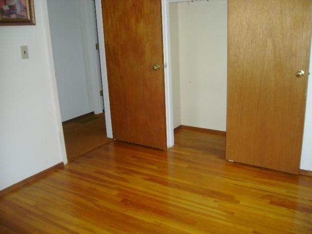 173 Topsfield Road Columbus, OH 43228 - Photo 4 of 6 Gallery Image 4