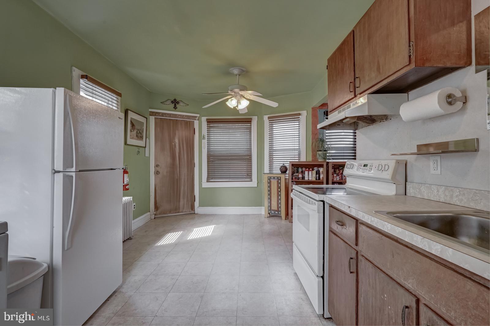 320 12th Street Hammonton, NJ 08037 - Photo 7 of 21