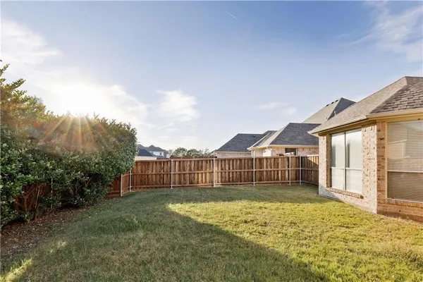 $3,500 | 1313 Bradbury Drive, Carrollton, TX 75007