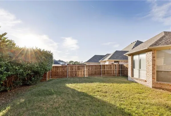 $3,500 | 1313 Bradbury Drive, Carrollton, TX 75007
