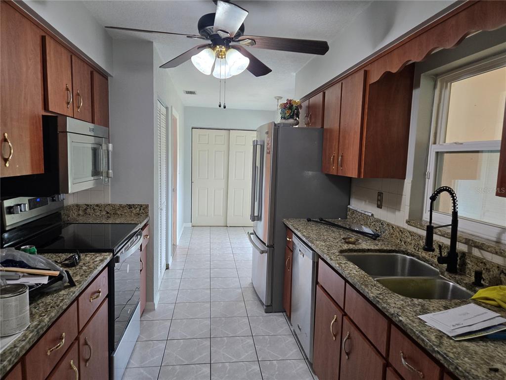 4870 Southwest 147 Loop Ocala, FL 34473 - Photo 8 of 12 Gallery Image 8
