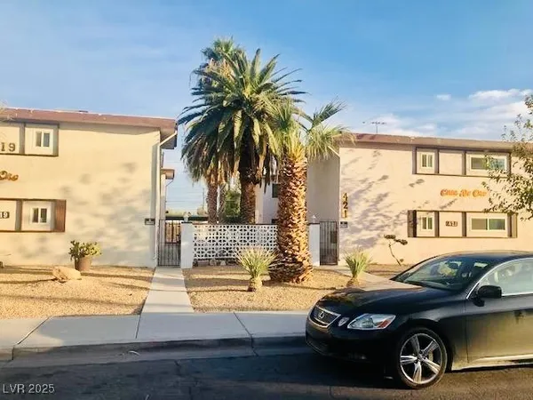 $1,100 | 417 South 13th Street, Unit A, Las Vegas, NV 89101