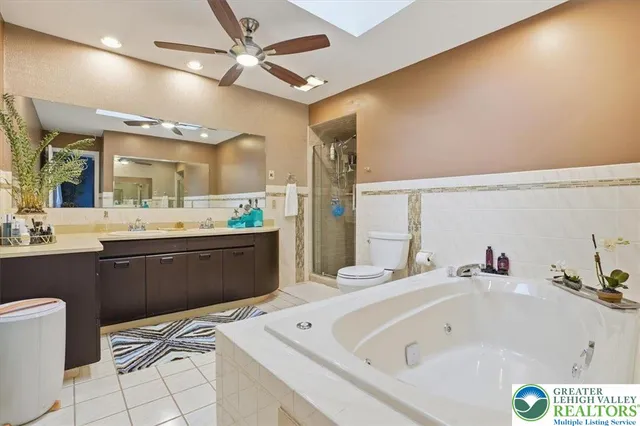 a view of a wooden fence