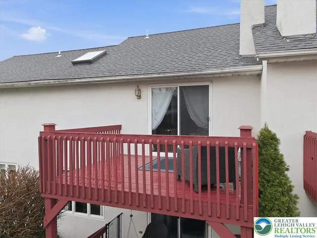 $379,880 | 9 Aspen Court, Easton, PA 18040