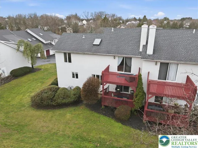 $379,880 | 9 Aspen Court, Easton, PA 18040