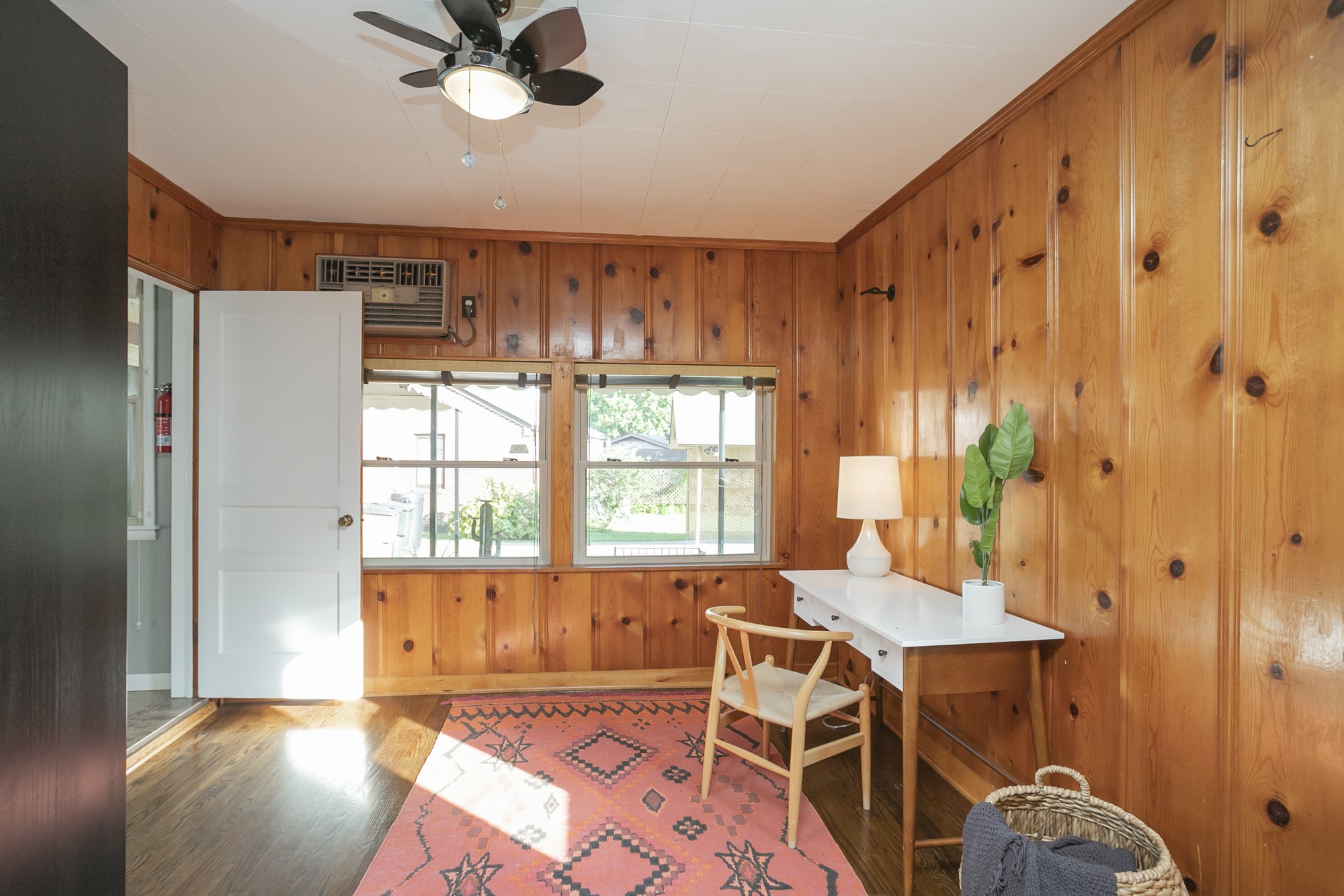 1018 Mitchell Road Nashville, TN 37206 - Photo 20 of 44 a view of a livingroom with furniture window and wooden floor