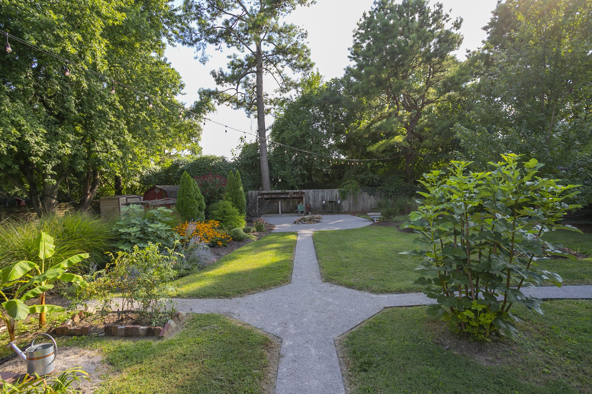 1018 Mitchell Road Nashville, TN 37206 - Photo 37 of 44 a garden view with a fountain
