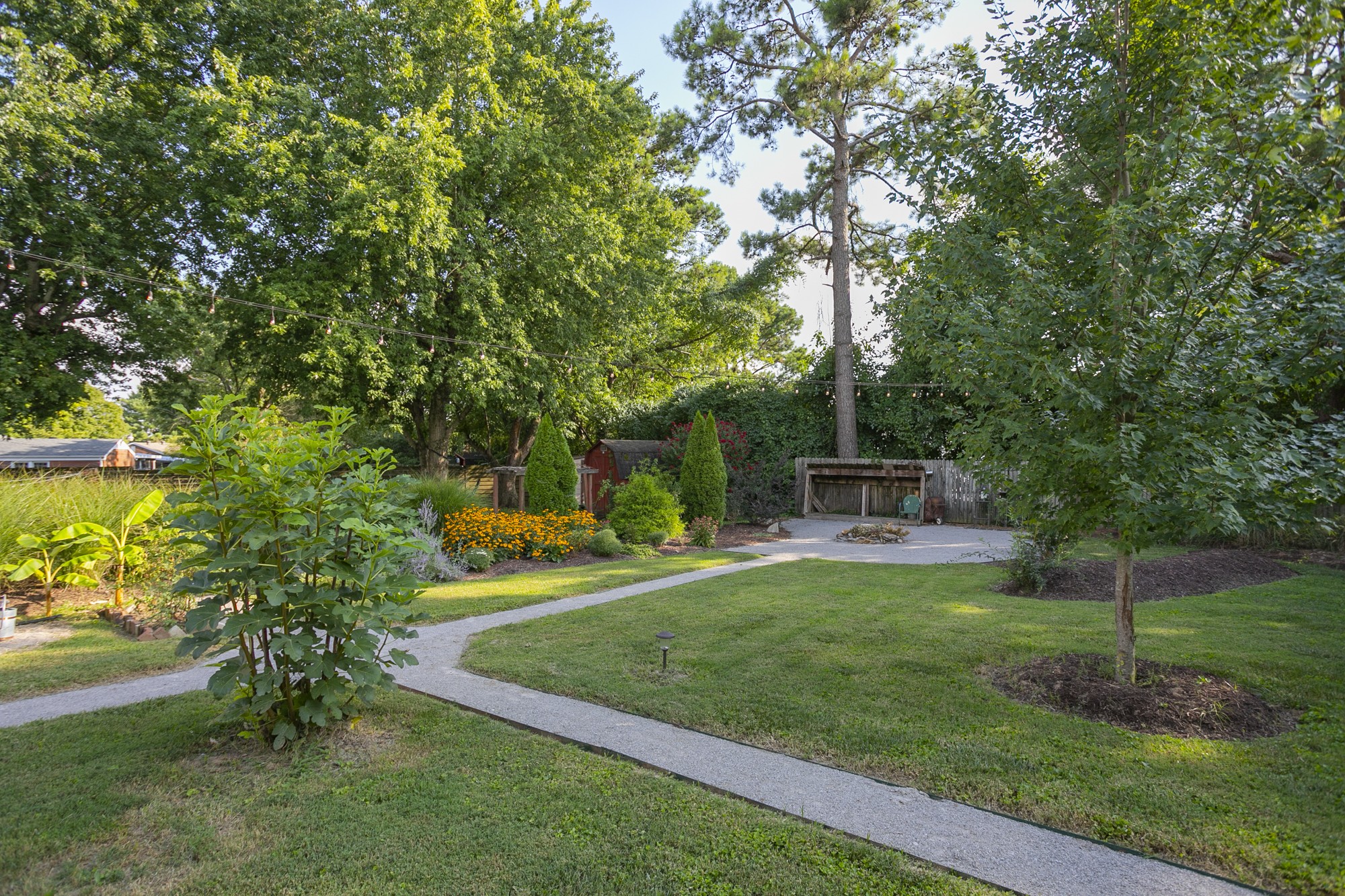 1018 Mitchell Road Nashville, TN 37206 - Photo 38 of 44 a view of a chair and table of the garden