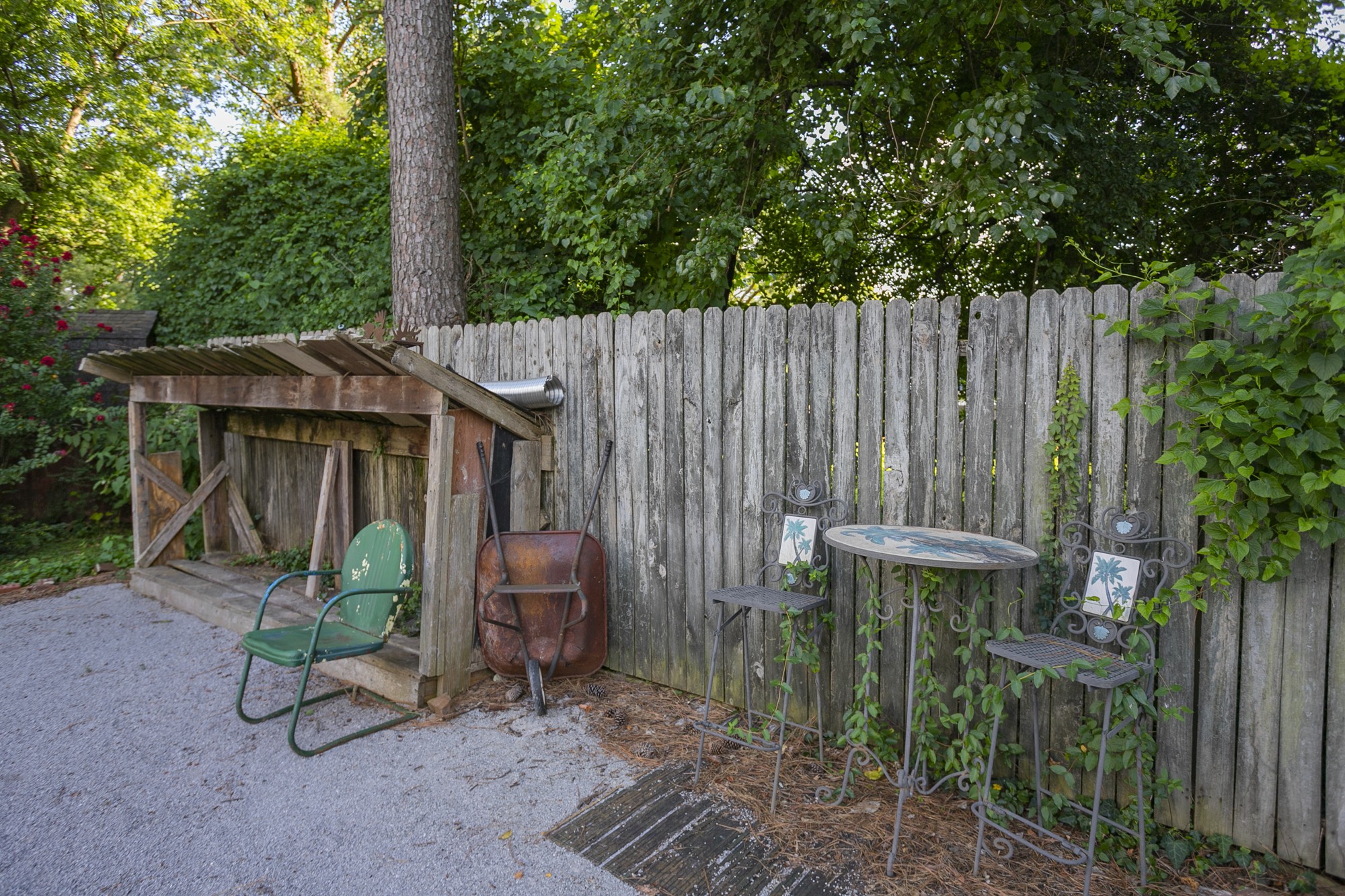 1018 Mitchell Road Nashville, TN 37206 - Photo 39 of 44 a backyard space with sitting area