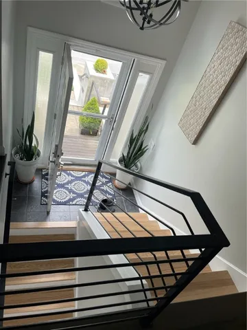 $3,200 | 83 Whiting Street, Cranston, RI 02920