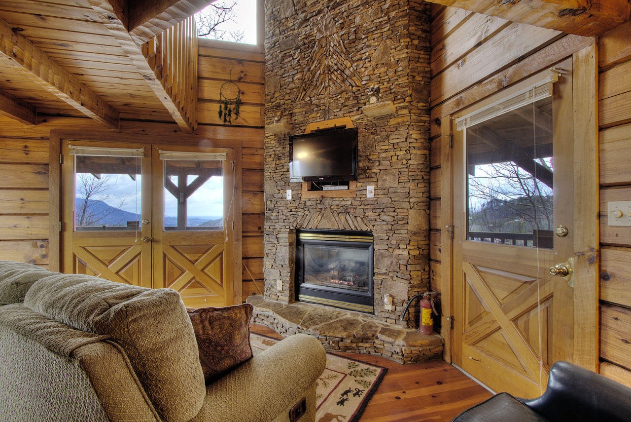 3080 Engle Town Road Sevierville, TN 37862 - Photo 4 of 14 Gallery Image 4