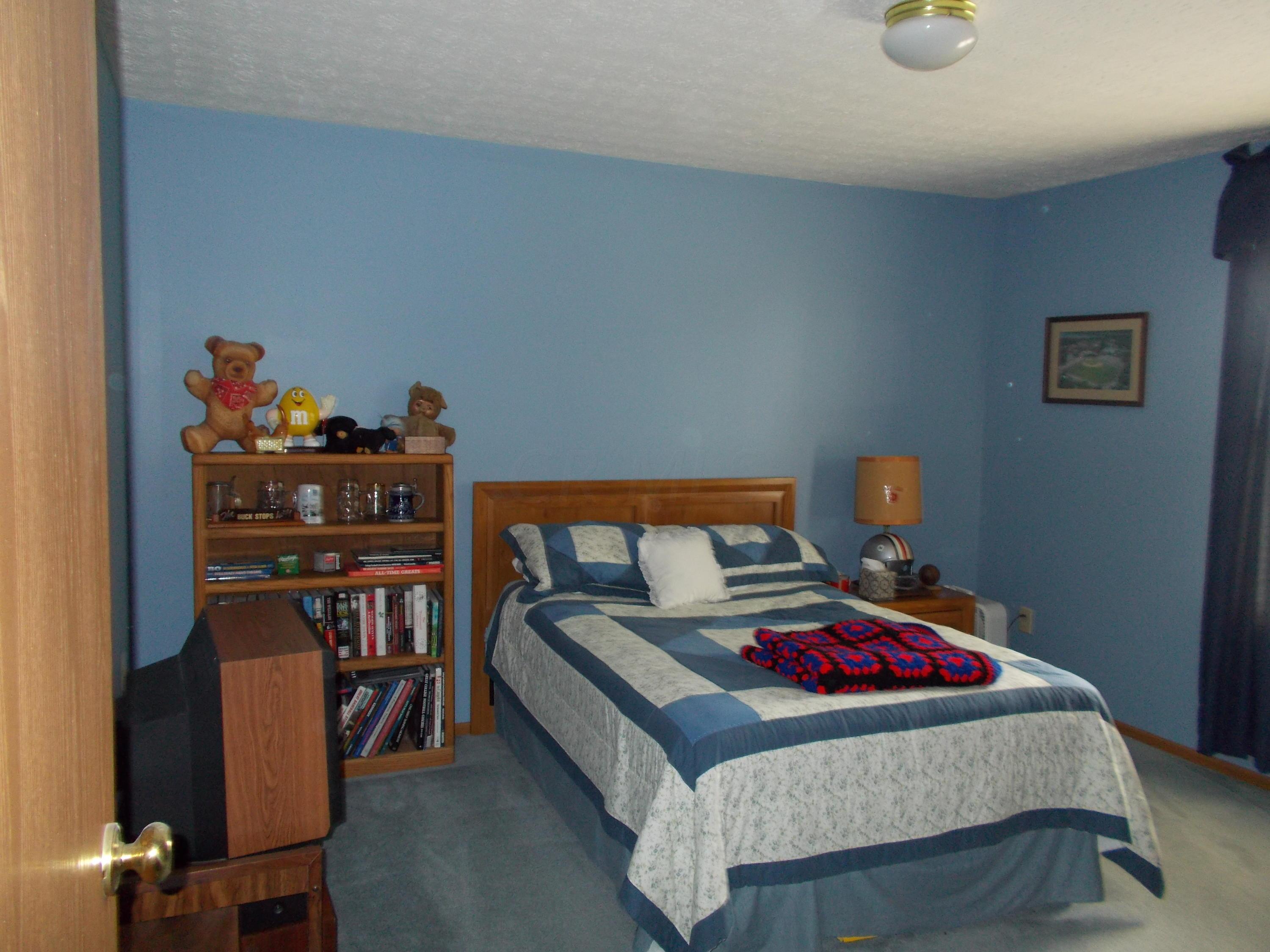 5553 Spring Hill Road Grove City, OH 43123 - Photo 10 of 12 Gallery Image 10