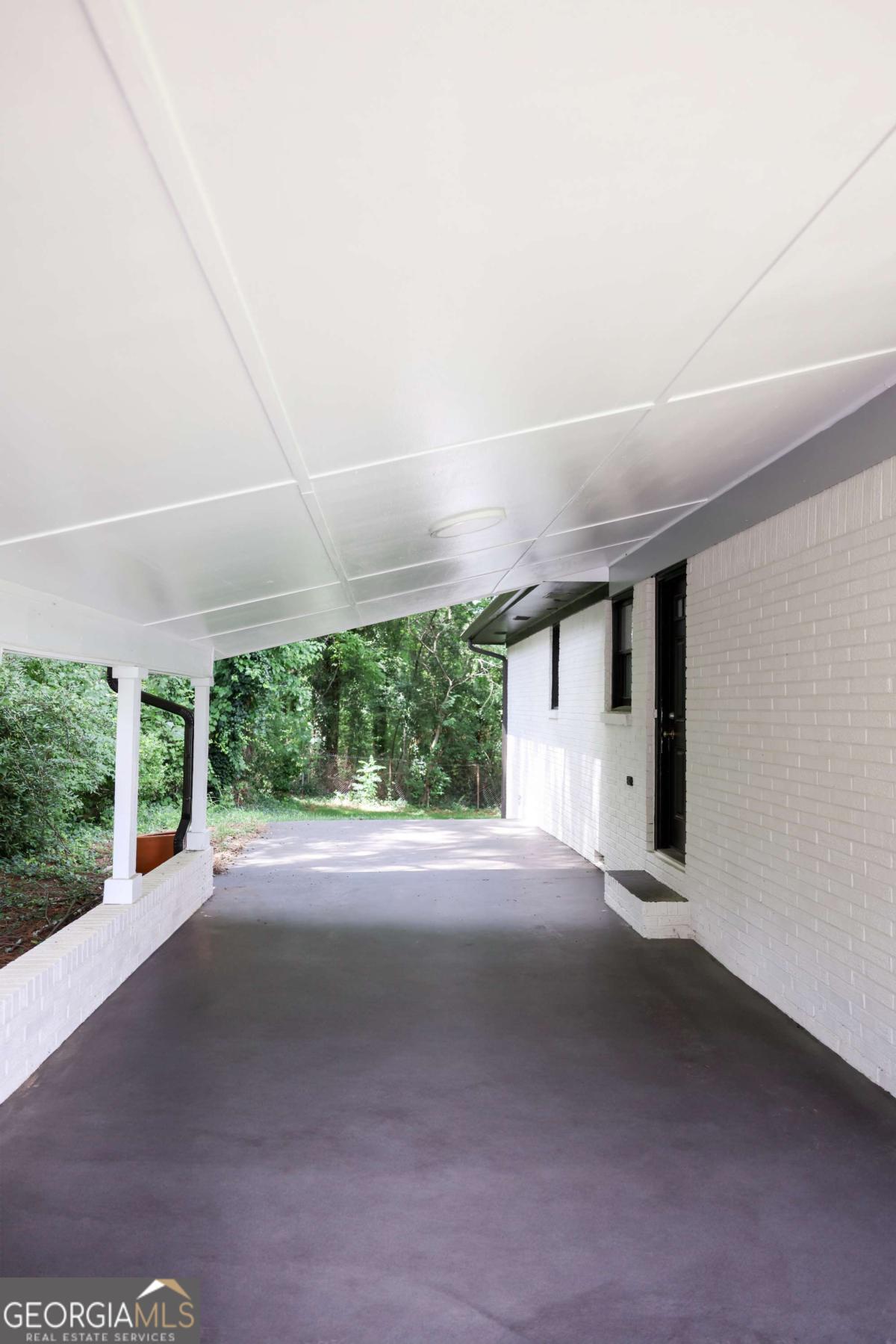 1275 Calhoun Avenue Atlanta, GA 30344 - Photo 3 of 15