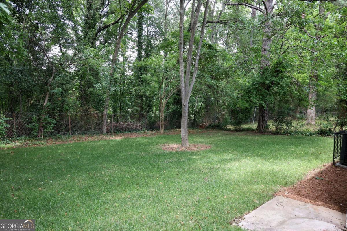 1275 Calhoun Avenue Atlanta, GA 30344 - Photo 4 of 15