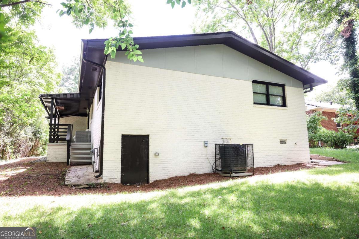 1275 Calhoun Avenue Atlanta, GA 30344 - Photo 7 of 15