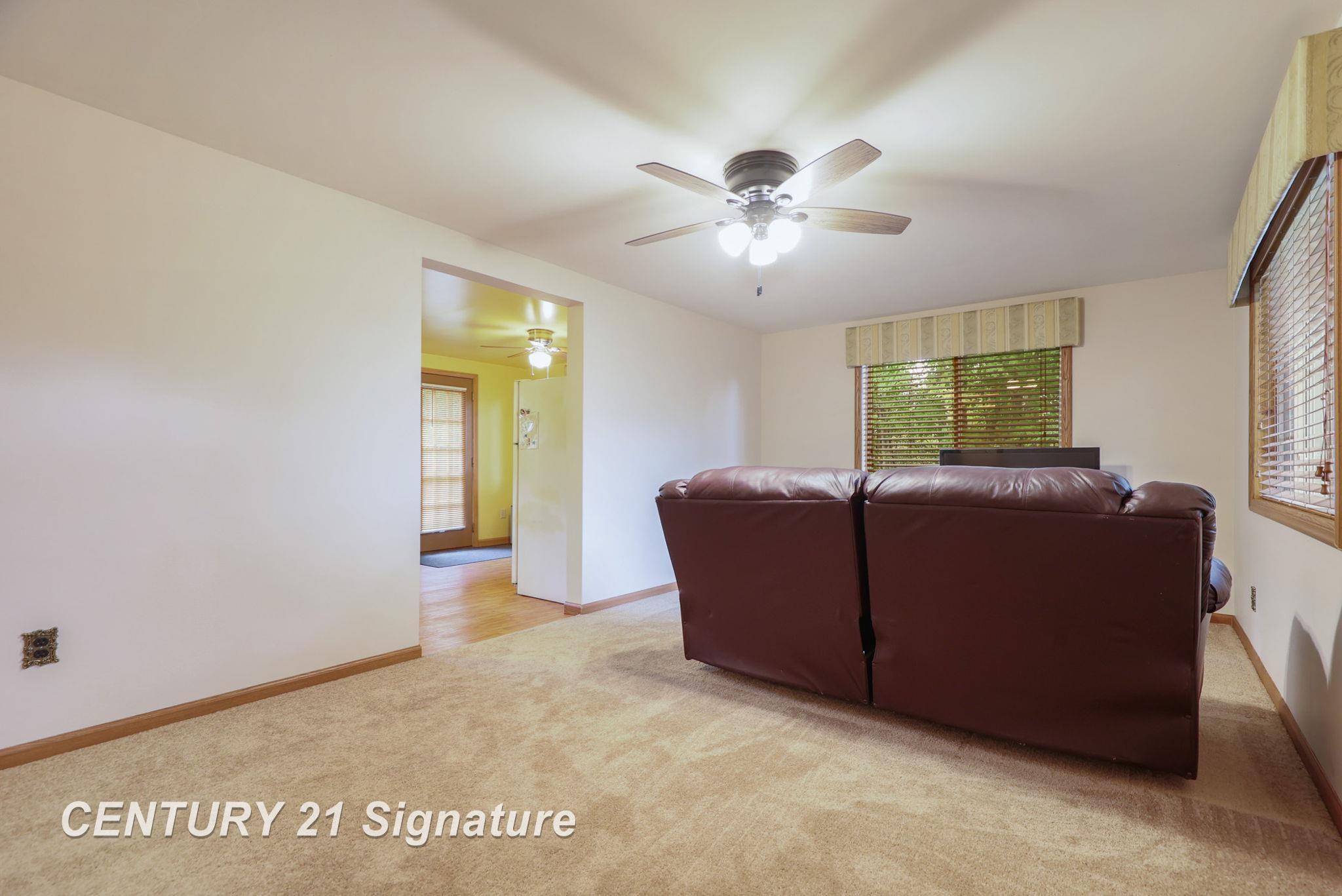 13110 Harris Road Chesaning, MI 48616 - Photo 9 of 46