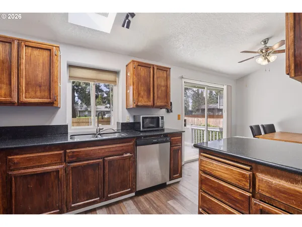 $400,000 | 691 Southwest Linneman Court, Gresham, OR 97030