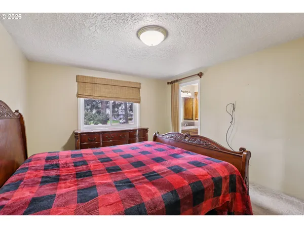 $400,000 | 691 Southwest Linneman Court, Gresham, OR 97030