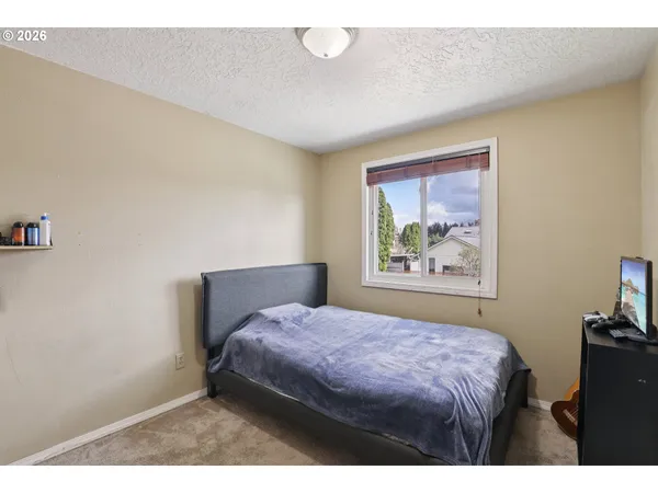 $400,000 | 691 Southwest Linneman Court, Gresham, OR 97030