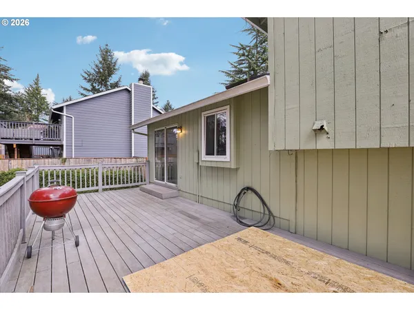 $400,000 | 691 Southwest Linneman Court, Gresham, OR 97030