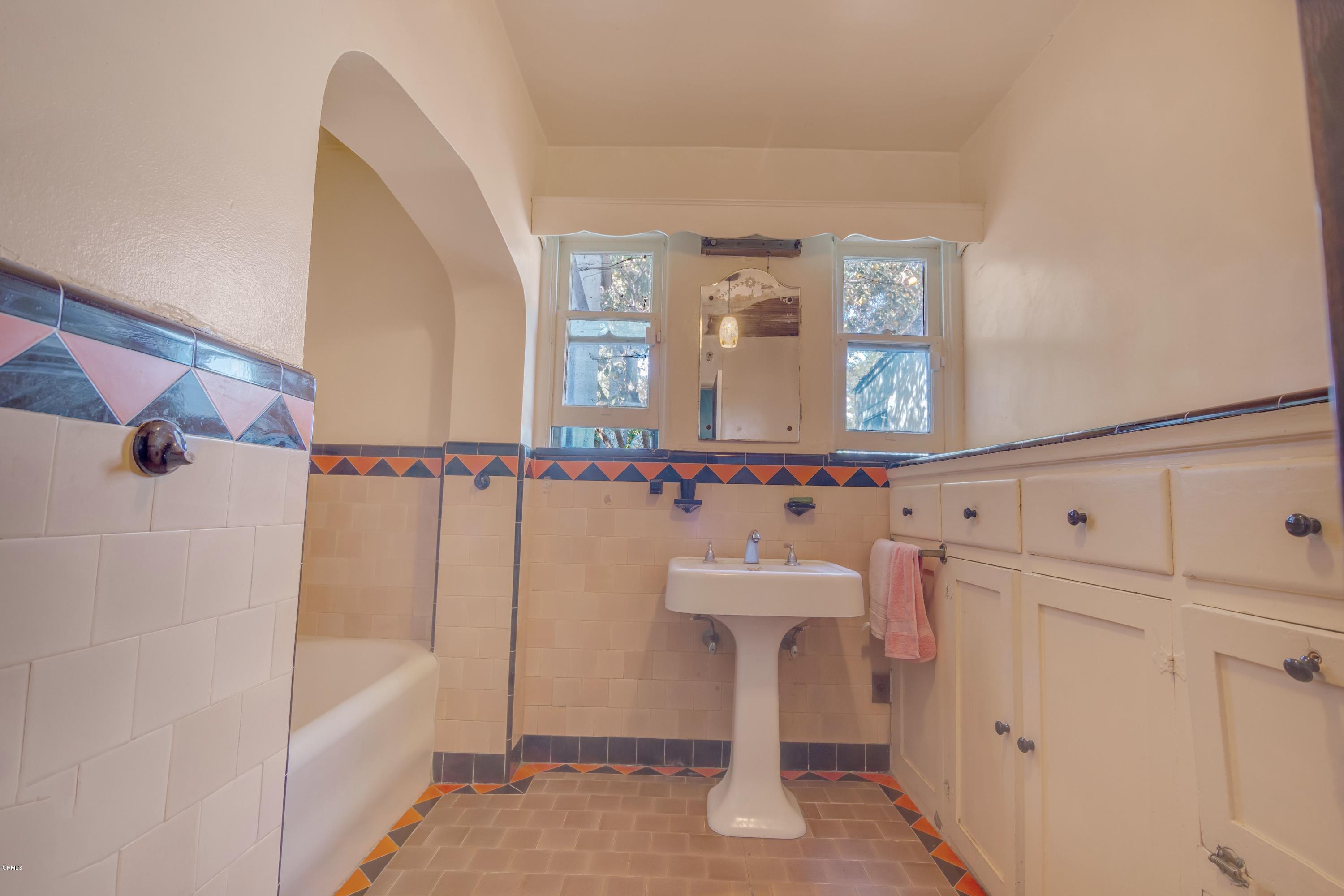 607 West Roses Road San Gabriel, CA 91775 - Photo 17 of 25 17