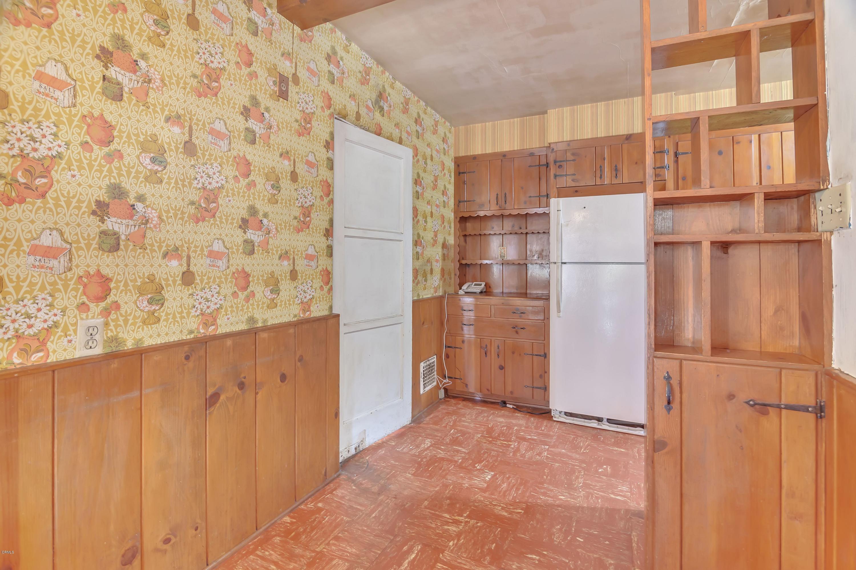607 West Roses Road San Gabriel, CA 91775 - Photo 9 of 25 09