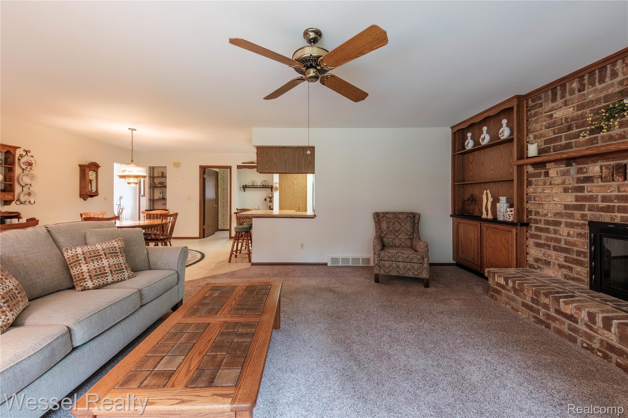 101 Michelle Drive Romeo, MI 48065 - Photo 9 of 37 michelle-010.jpg