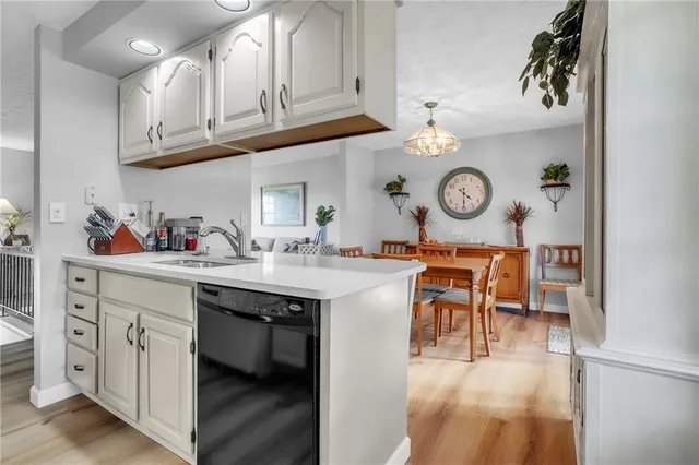 $345,000 | 220 Cameron Drive, Cranberry Township, PA 16066