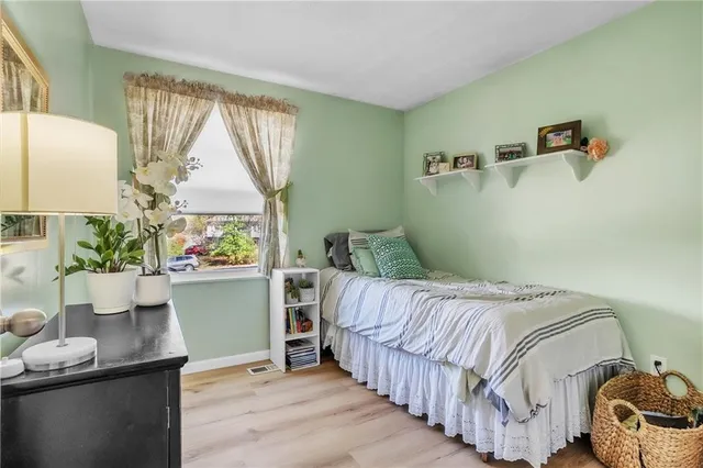 $345,000 | 220 Cameron Drive, Cranberry Township, PA 16066