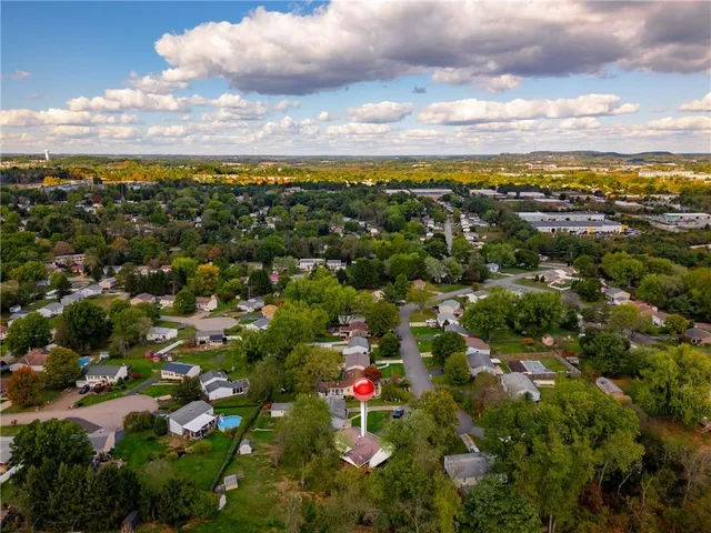 $345,000 | 220 Cameron Drive, Cranberry Township, PA 16066