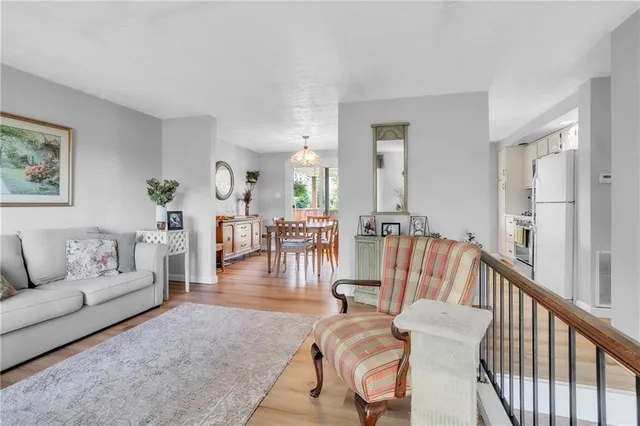 $345,000 | 220 Cameron Drive, Cranberry Township, PA 16066