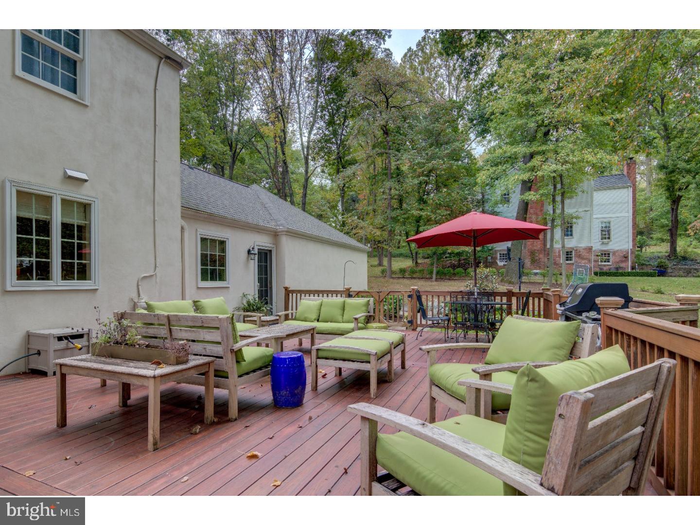 841 Malin Road Newtown Square, PA 19073 - Photo 17 of 22 Deck