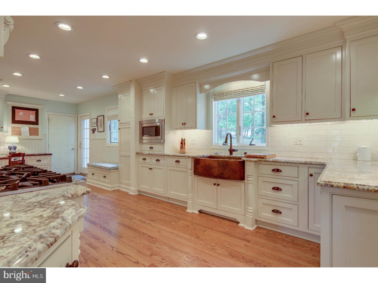 841 Malin Road Newtown Square, PA 19073 - Photo 5 of 22 Kitchen