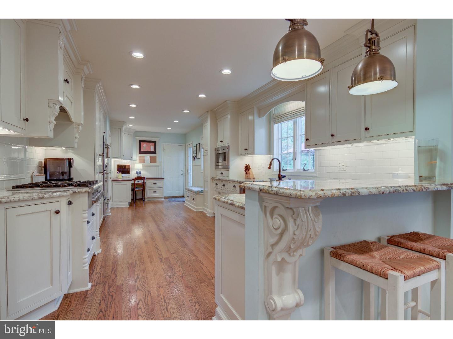 841 Malin Road Newtown Square, PA 19073 - Photo 7 of 22 Kitchen