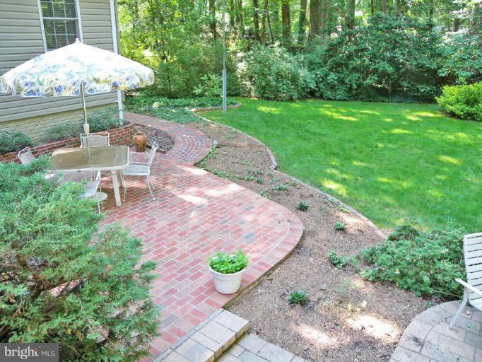 8605 Aponi Road Vienna, VA 22180 - Photo 13 of 16 REAR YARD, BRICK PATIO