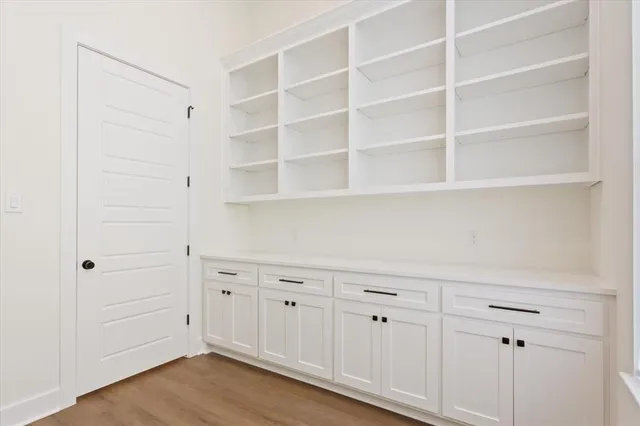 $949,900 | 919 Fawn Drive, McGregor, TX 76657